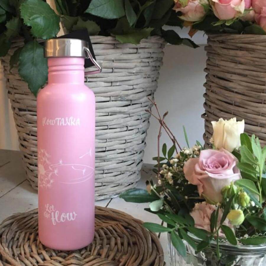 ECOtanka-flowTANKA-800ml-limitierte-Sonderedition-Edelstahl-Trinkflasche-rosa-mit-handgezeichneter-Pusteblume-und-Wave-Edelstahl-Flachverschluss-mit-Tragegriff